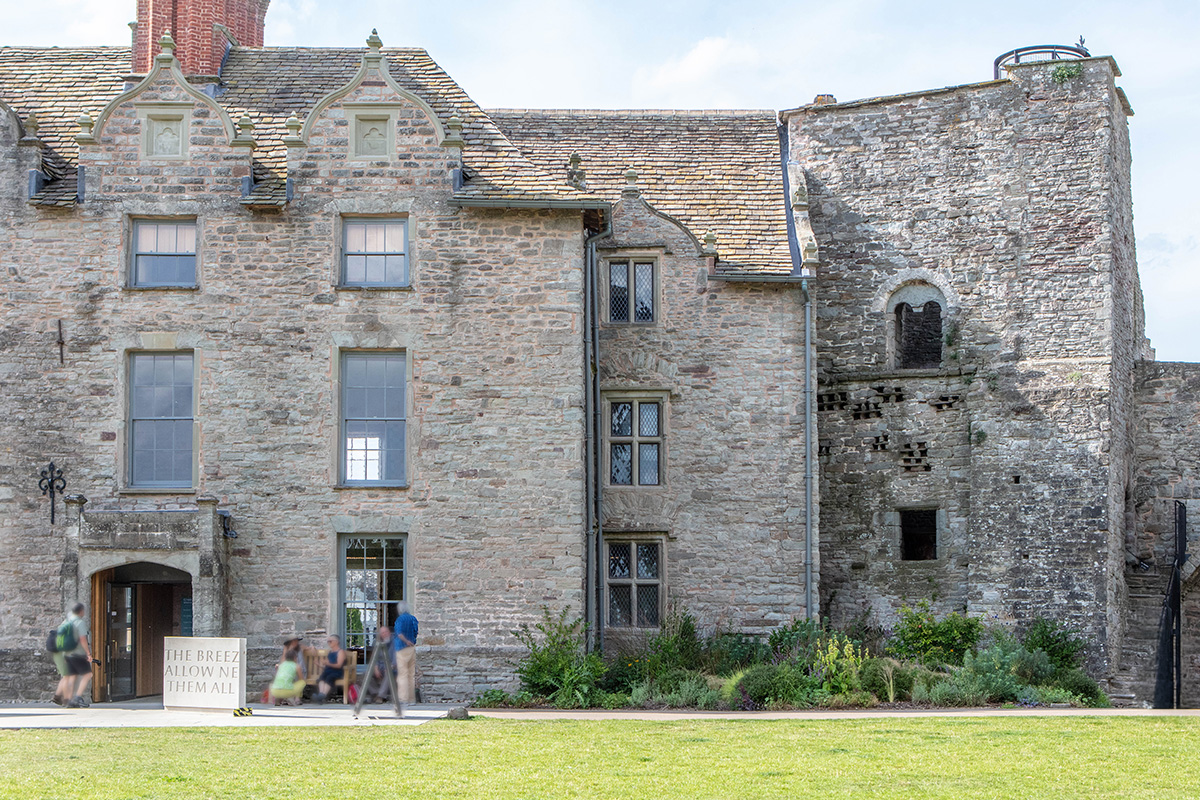 Stone mullion at hay castle