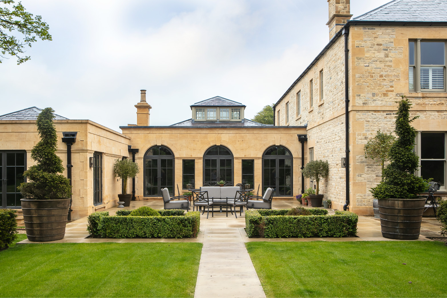 Kitchen home extension with bronze windows