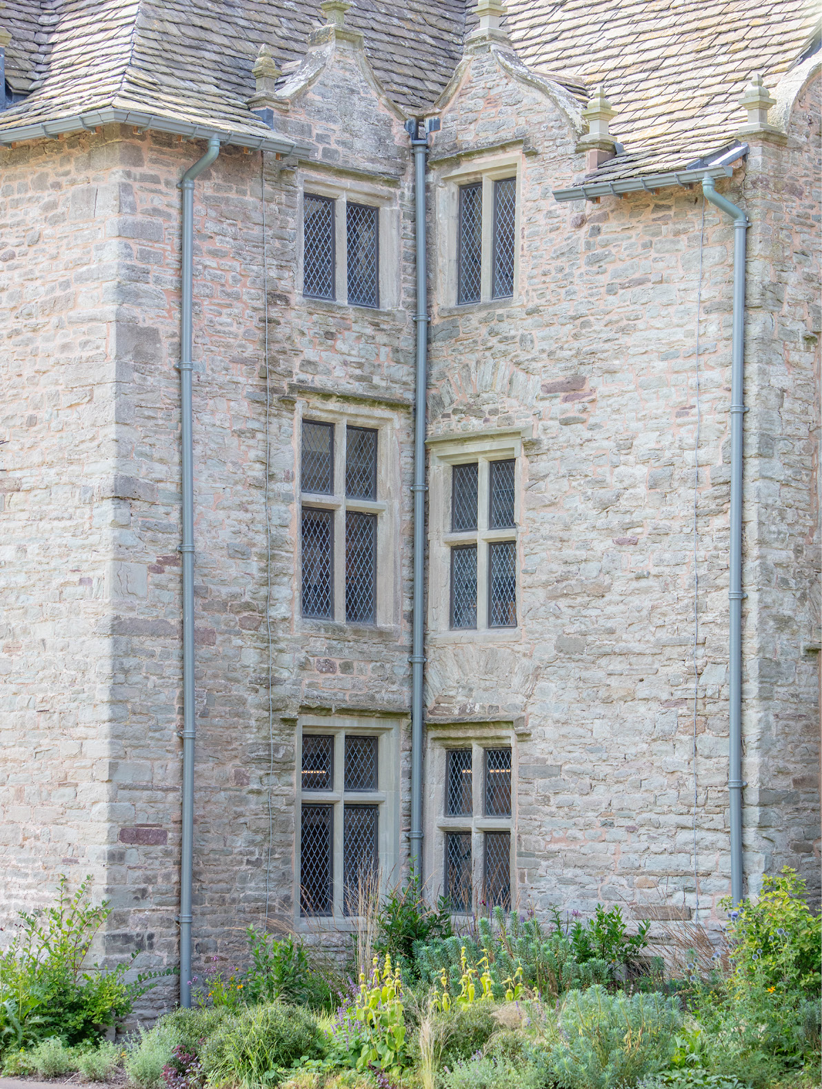 Hay castle bronze windows