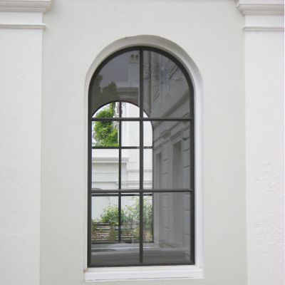 Curved Bronze Window Using Heritage System